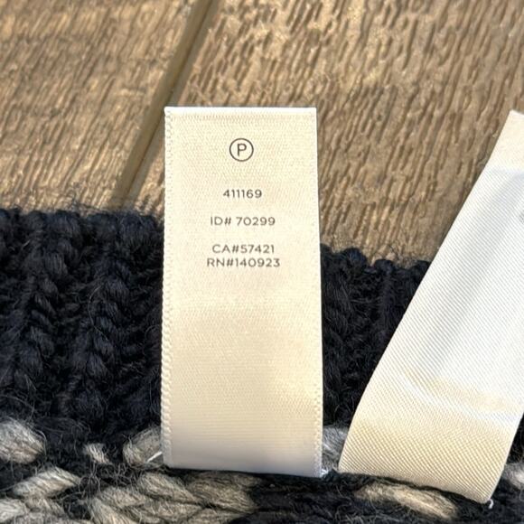 NWT LOFT Women's Poncho Sweater Shawl Black Grey Size XS/S - Picture 8 of 8